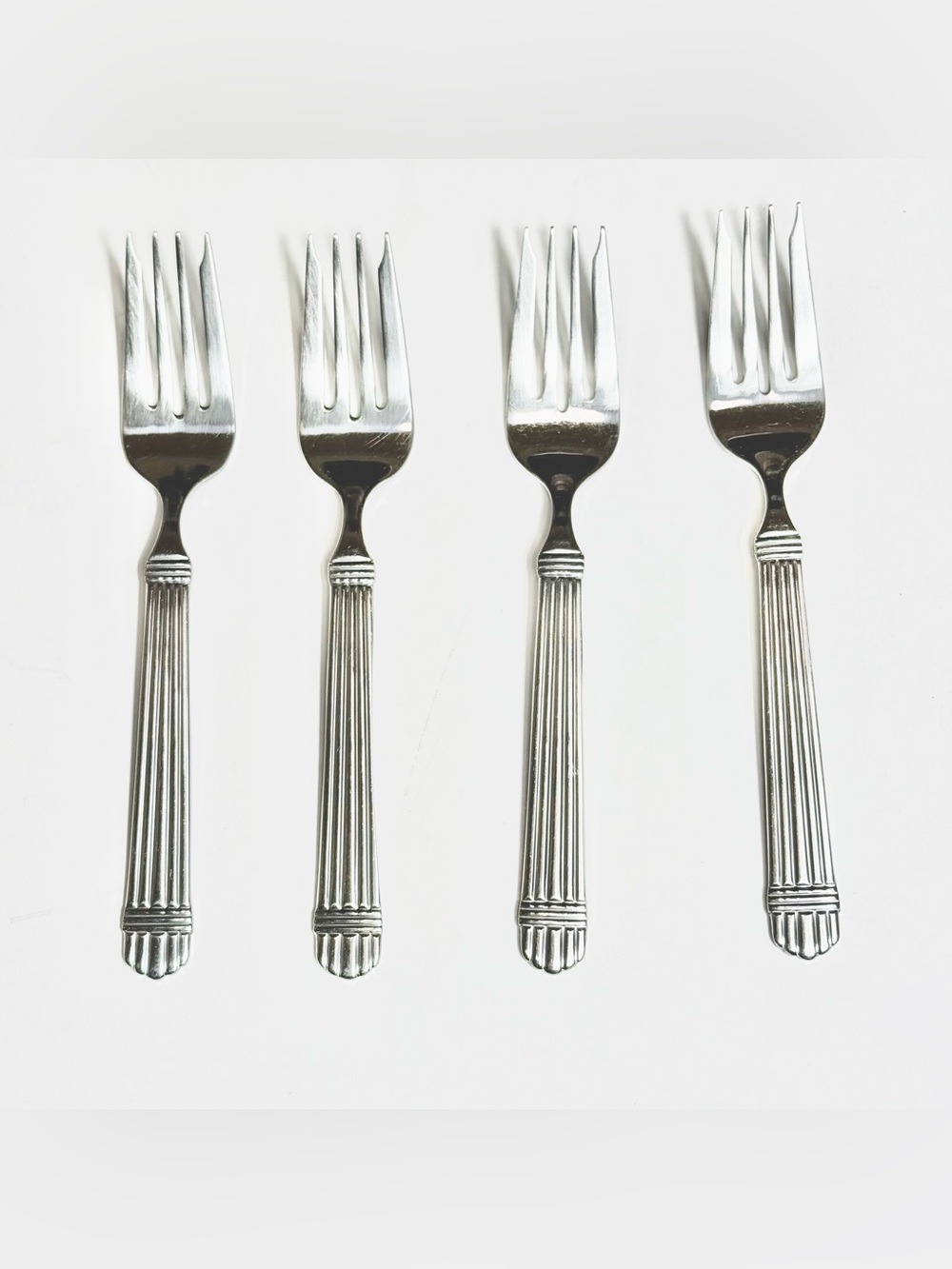 4 Vintage WALLACE CHARDONNAY SALAD FORKS 6 1/2'' Ribbed Stainless 18/8 Flatware